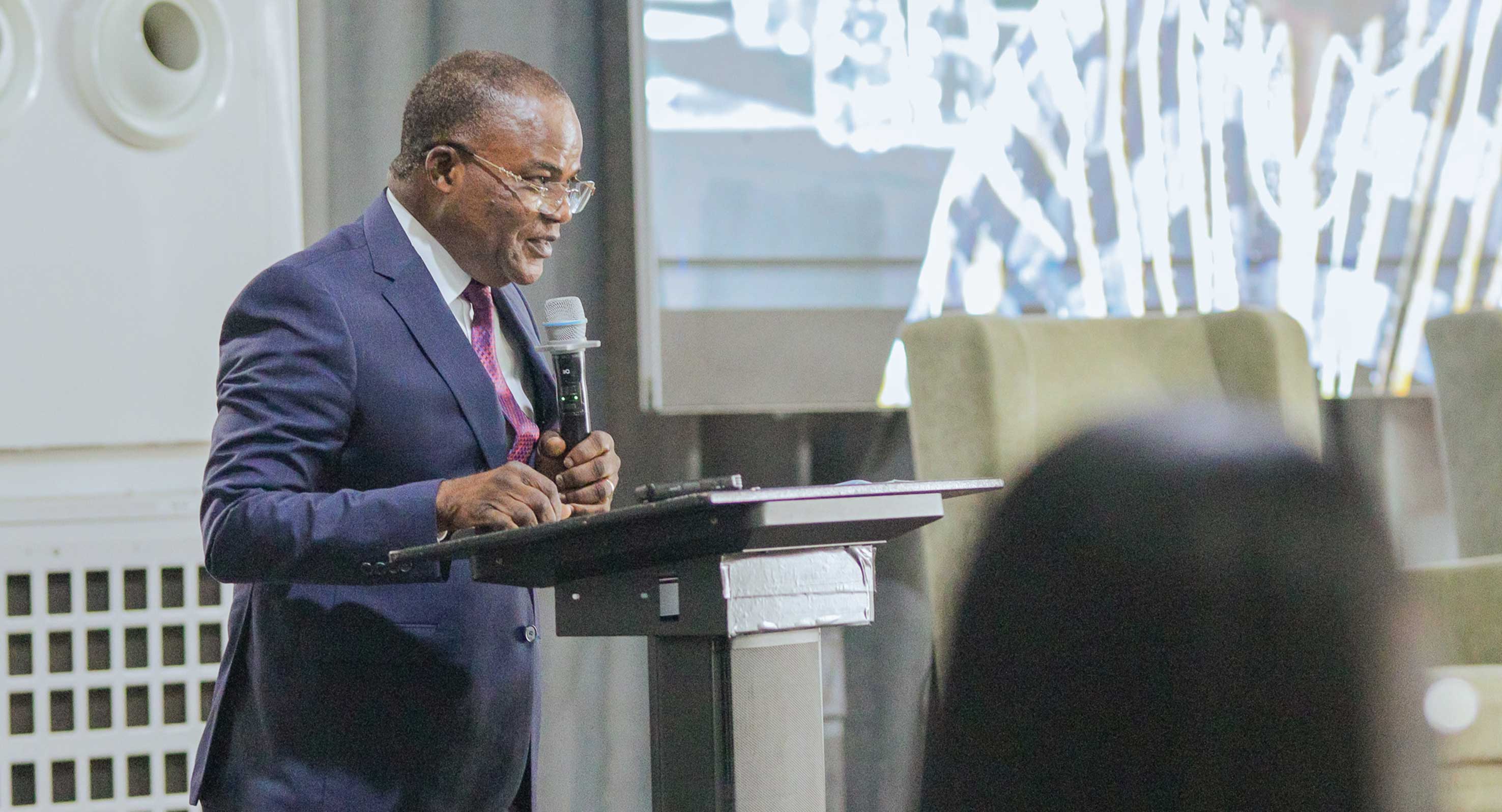 Clerk to Parliament, Mr Ebenezer Djietror, acknowledges ISSER’s “valuable support to national development” and highlights the importance of collaboration between Parliament, academia and civil society.